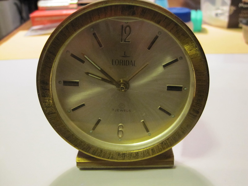 OROLOGIKO • Leggi argomento - Sveglia da Comodino Loridal (credo anni '60)