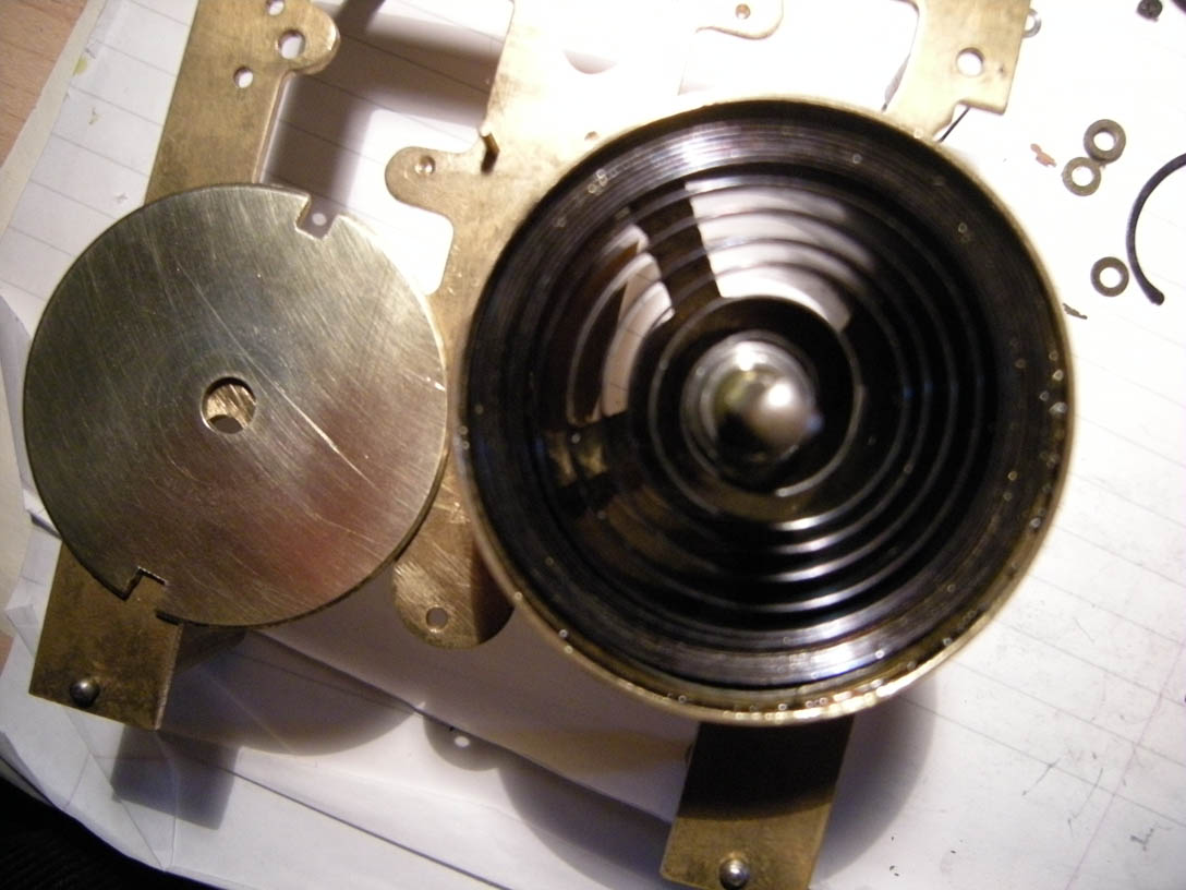 Meccanismo orologio a pendolo junghans