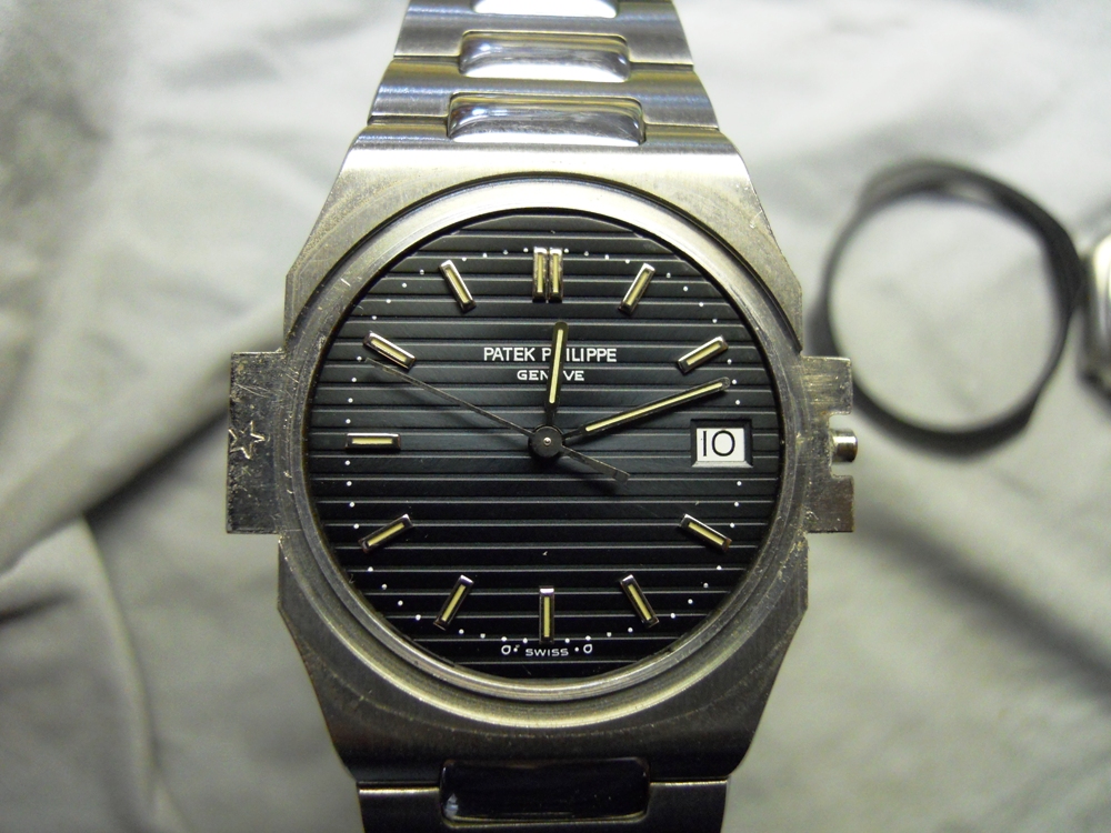 OROLOGIKO • Leggi argomento - Patek Philippe Nautilus cambio pila