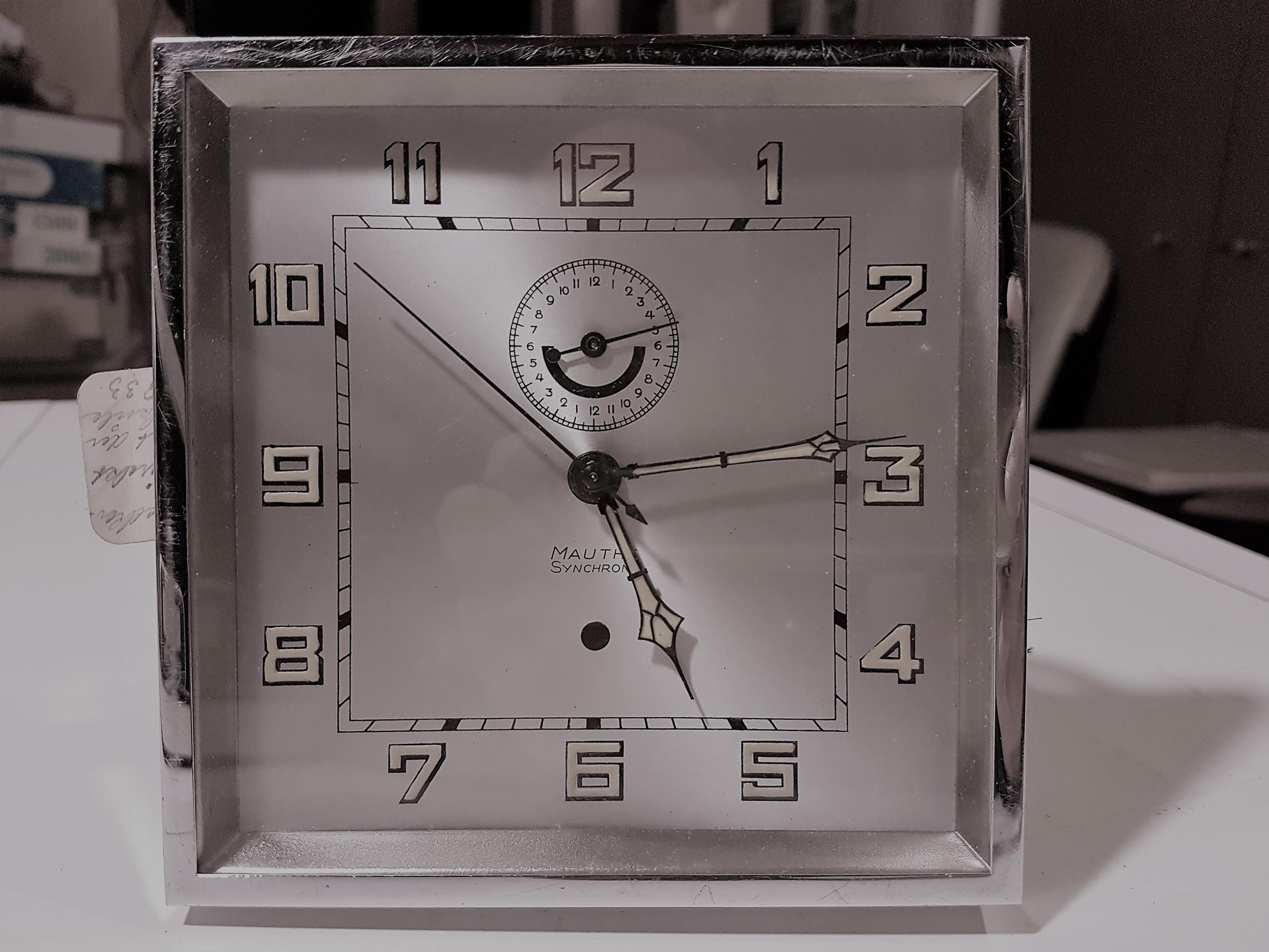 Sveglia 1-fronte new.jpg