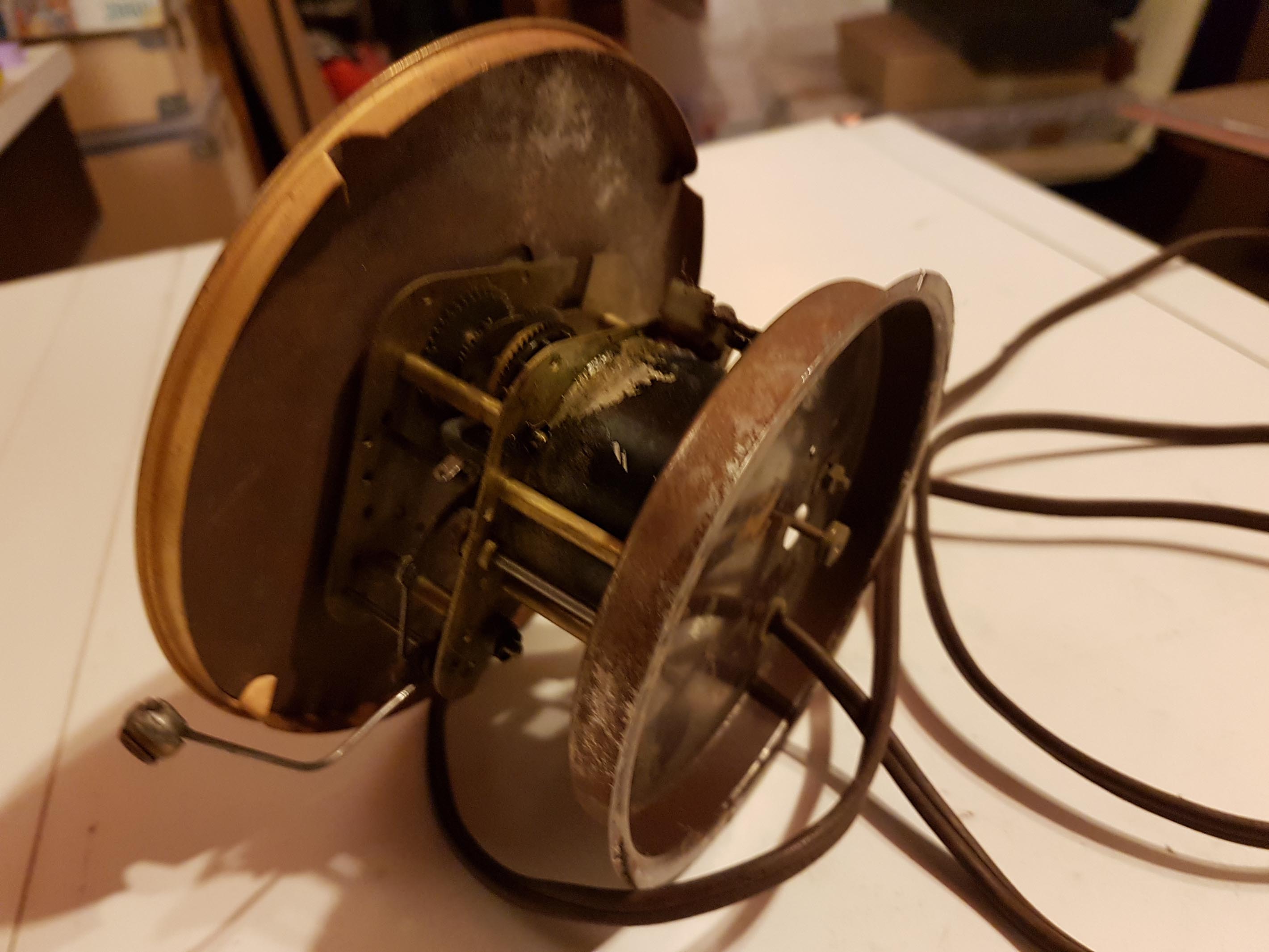 Sveglia 2-retro new.jpg