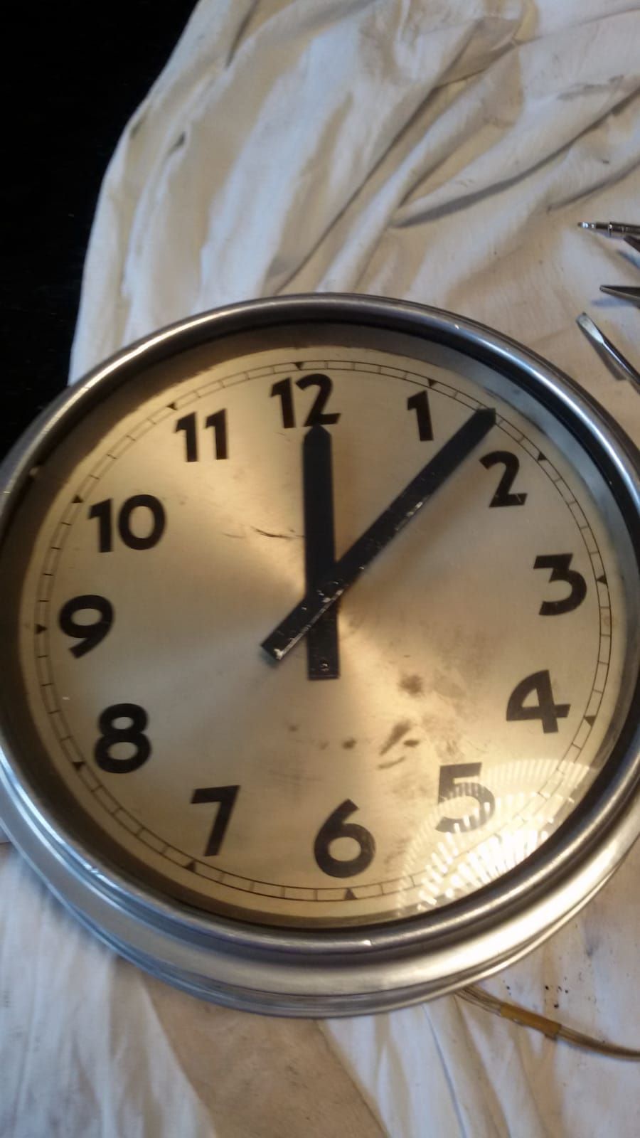 orologio sconosciuto3 or.jpeg