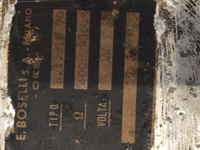 dettagli motore su coperchio.JPG