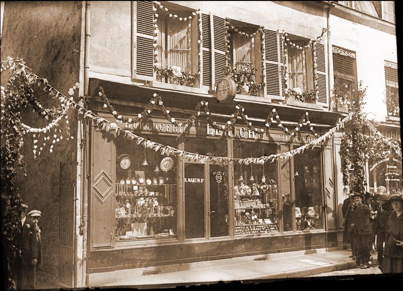 T - Clock-Jewelry story - Alencon.jpg