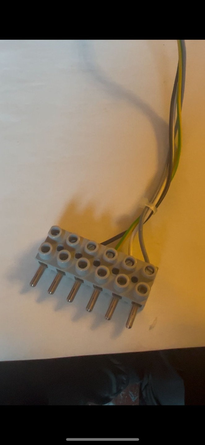 WhatsApp Image 2025-01-01 at 20.08.48 (2).jpg