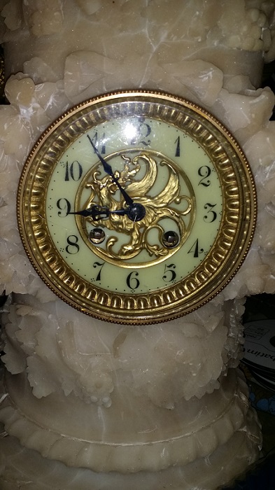 parigina alabastro orologico.jpg