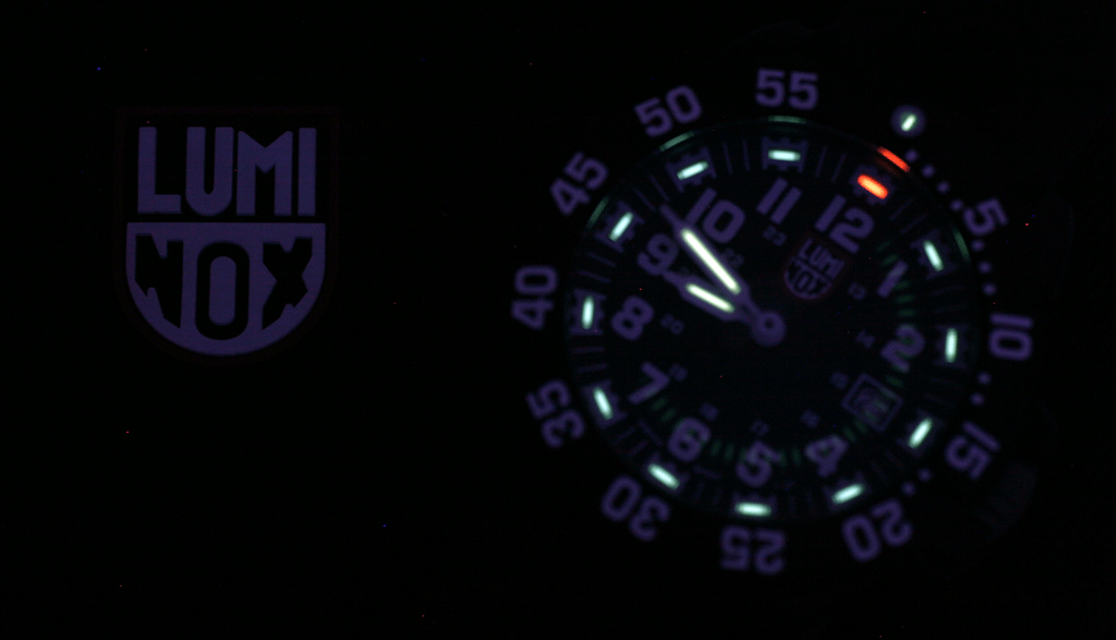 luminox3xaax.gif