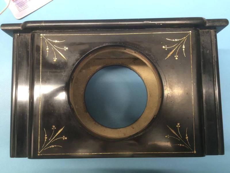 cassa orologio in marmo nero.jpg